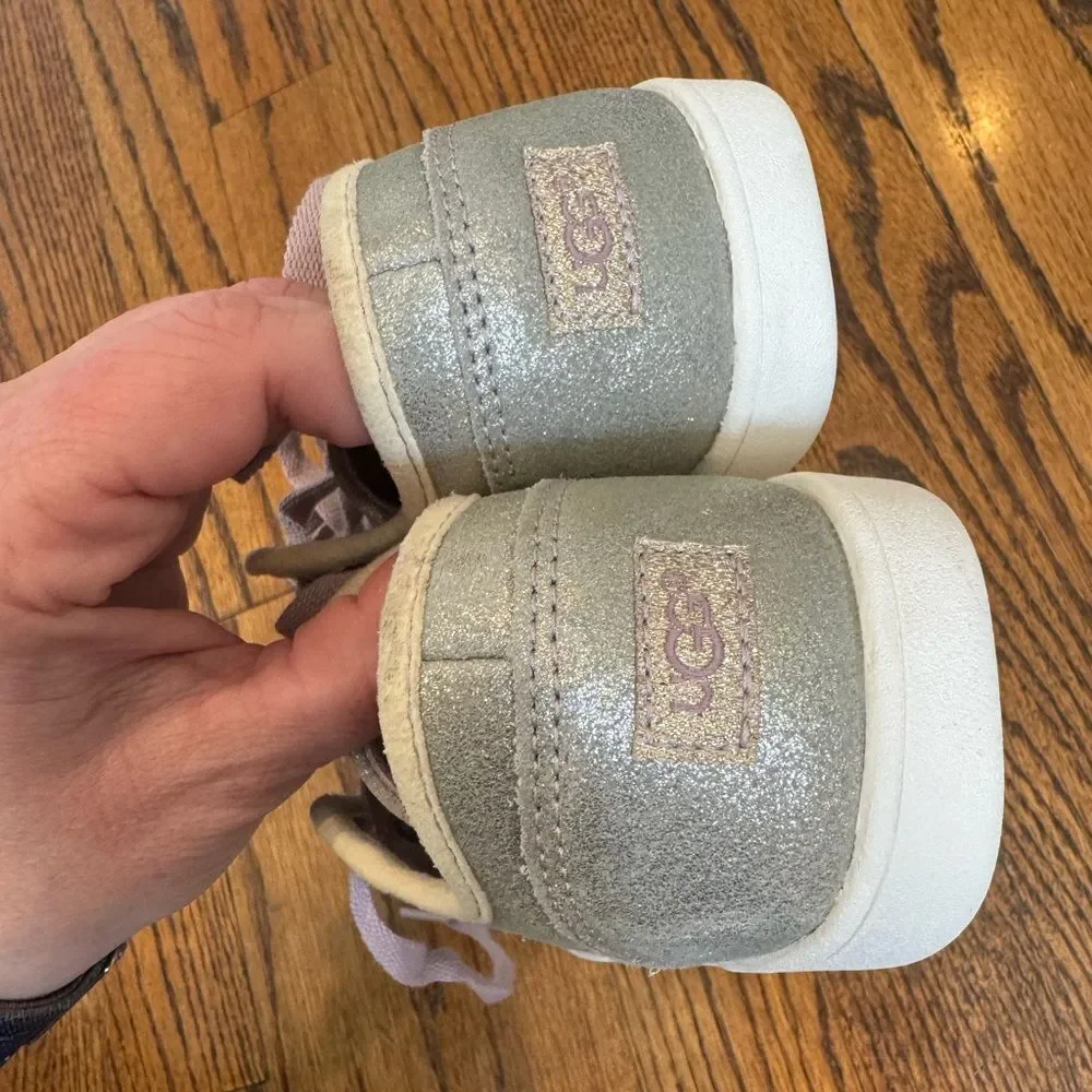 UGG Metallic Silver Gold Kids Sneakers Lavender Purple Like New Girls Size 1
